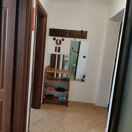 Genti 75 Apartamento *