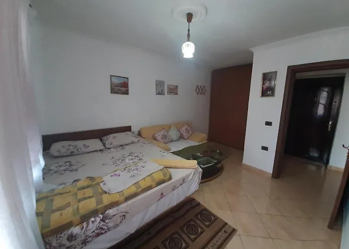 公寓 Genti 75 地拉那