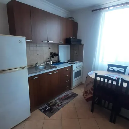 Genti 75 Tirana