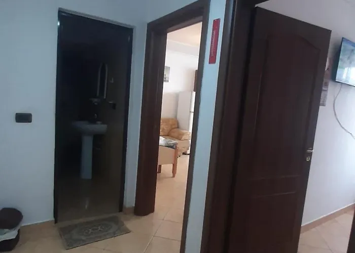 Genti 75 * Tirana